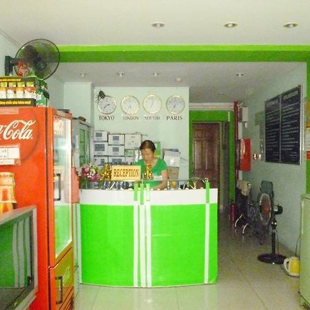 Minh Phuc Hotel Хошимин Екстериор снимка